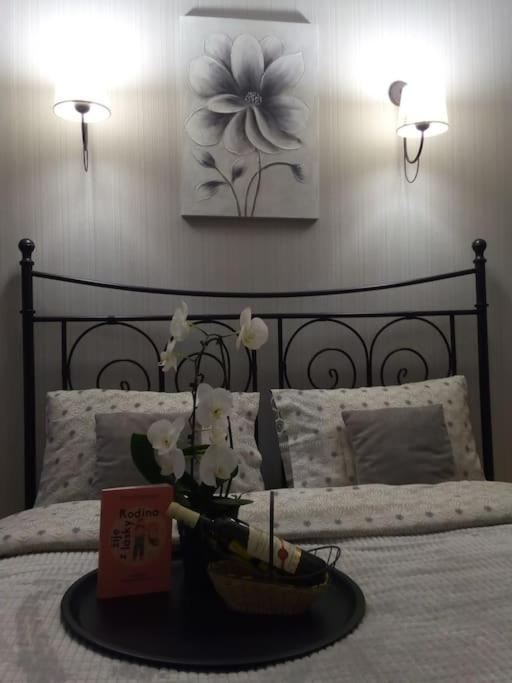 Apartman Lastovicka สตารา เลชนา ภายนอก รูปภาพ