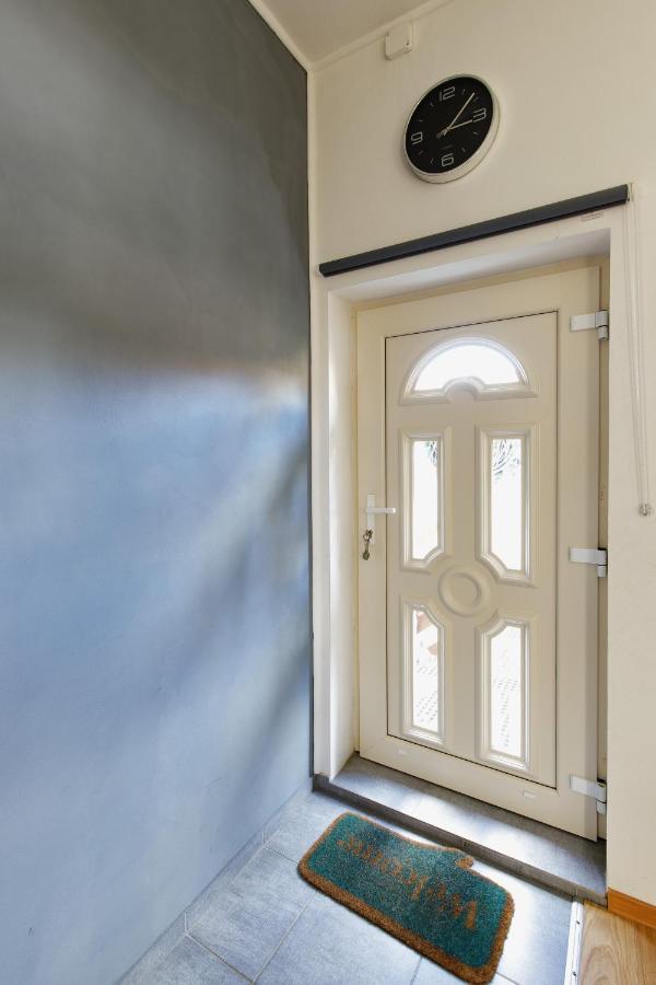 Apartman Lastovicka สตารา เลชนา ภายนอก รูปภาพ