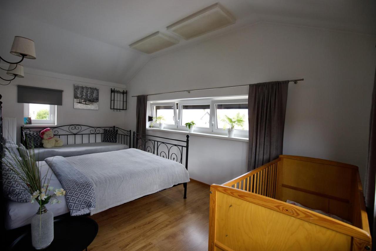 Apartman Lastovicka สตารา เลชนา ภายนอก รูปภาพ