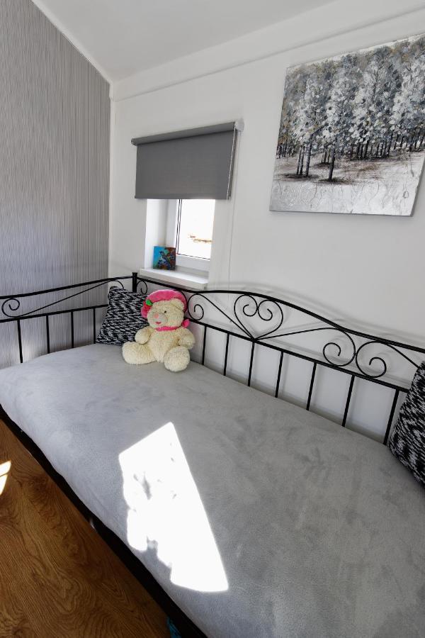 Apartman Lastovicka สตารา เลชนา ภายนอก รูปภาพ